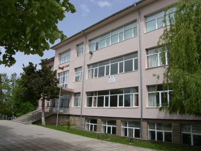 СУ "Св. Св. Кирил и Методий" - СУ Св. Св. Кирил и Методий - Антоново